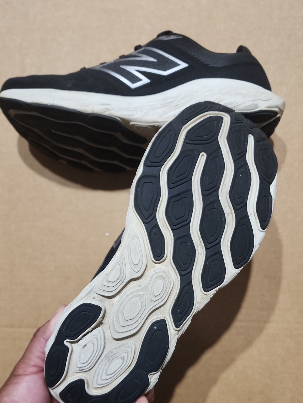 New Balance Fresh Foam X 880v14  Unisex M 11 / W 12.5 Core Black Running Shoes - Picture 3 of 8